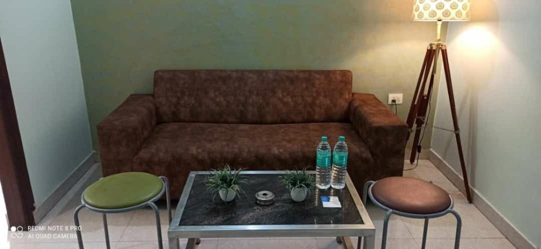 Oyo 74401 Aster Garden Suites Gurgaon Exterior foto