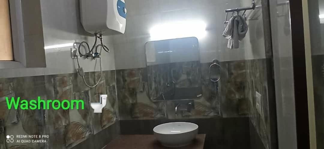 Oyo 74401 Aster Garden Suites Gurgaon Exterior foto